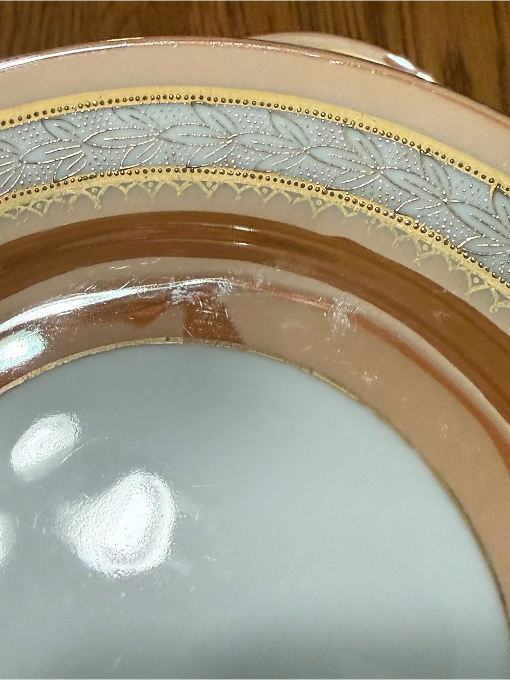 Noritake Peach/Gold Trim Dinner Plates Set (4)